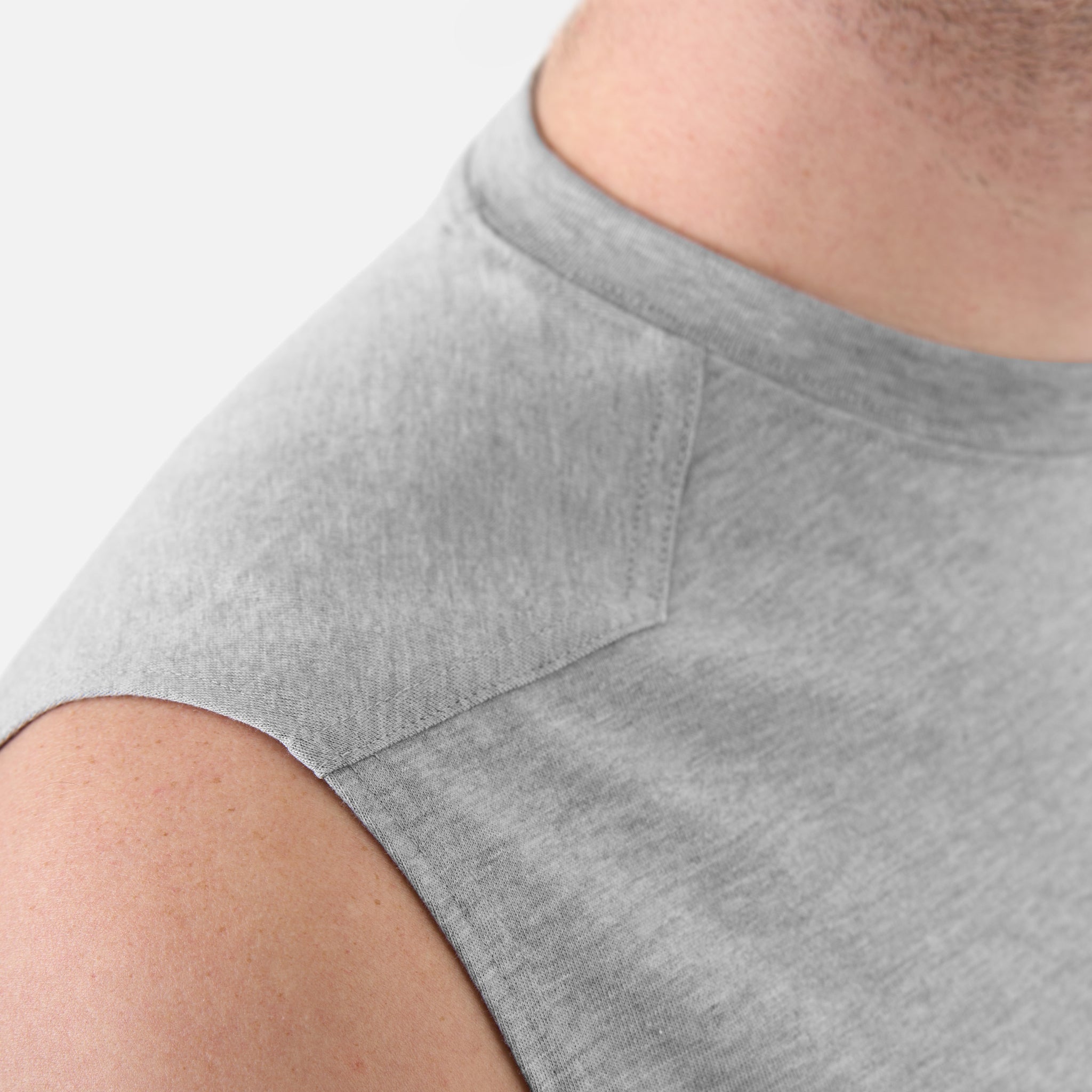 The Martin Sleeveless Pocket Tee - Image 15